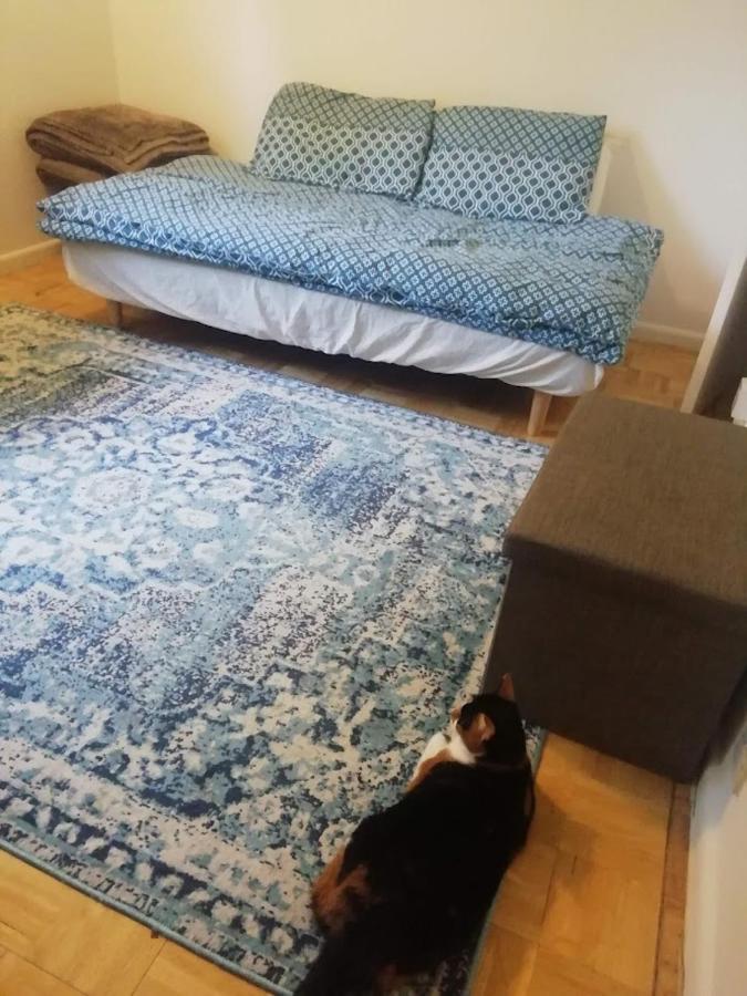 Single Bedroom In A Cozy Maisonette - Bushey Extérieur photo